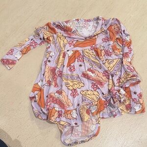 GUC play condition POSH PEANUT Kids Long Sleeve Pie Print romper 18-24 mth cute🩷